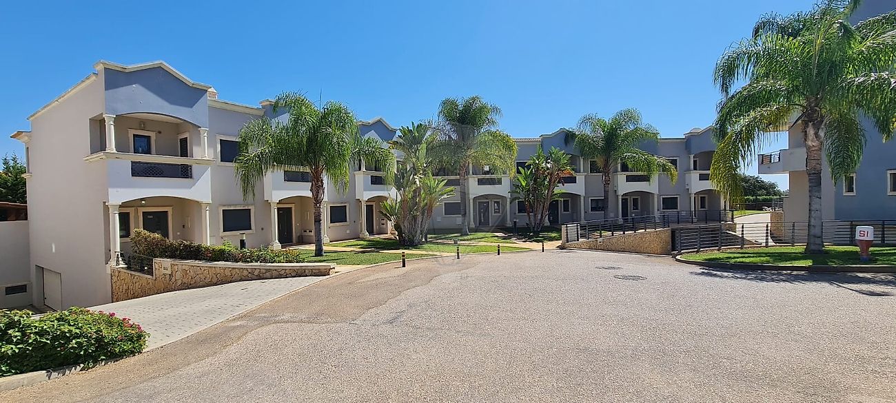 Вилла с 3 спальнями в Албуфейра, Португалия № 34665