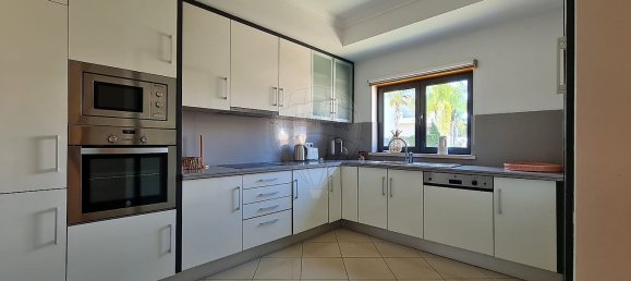 Вилла с 3 спальнями в Албуфейра, Португалия № 34665 3