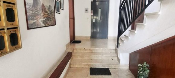 Apartamento de 4 habitaciónes en Palermo, Italy No. 15577 3