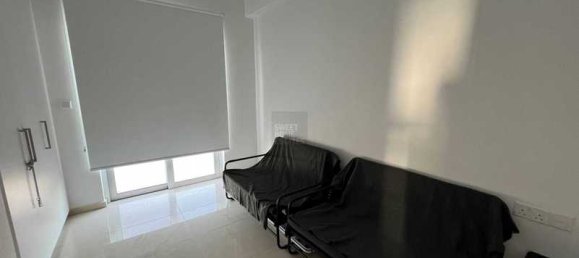 Propiedad comercial de 4 dormitorios en Paralimni, Cyprus No. 6734 2