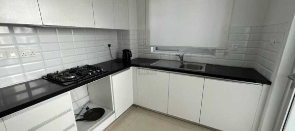 Propiedad comercial de 4 dormitorios en Paralimni, Cyprus No. 6734 9