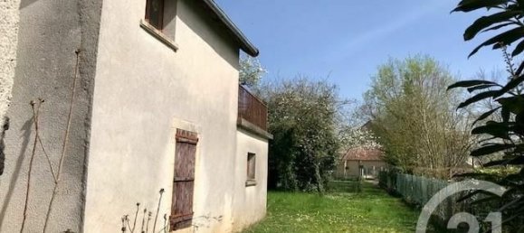 Casa de 5 dormitorios en Blet, France No. 80718 28