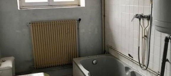 Casa de 5 dormitorios en Blet, France No. 80718 10