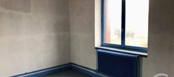 Casa de 5 dormitorios en Blet, France No. 80718 4