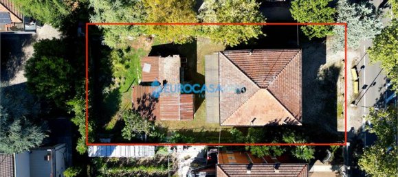 4 bedrooms House in Carpi, Italy No. 61281 5