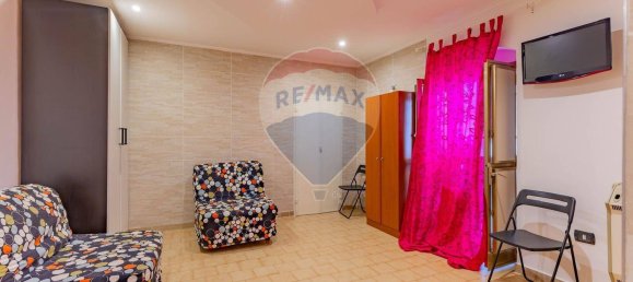 Studio in Bari, Italy No. 293339 9