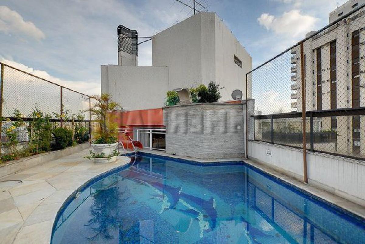 4 bedrooms House in Sao Paulo, Brazil No. 586624