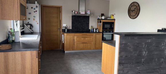 4 bedrooms House in Thoiry, France No. 333480 5