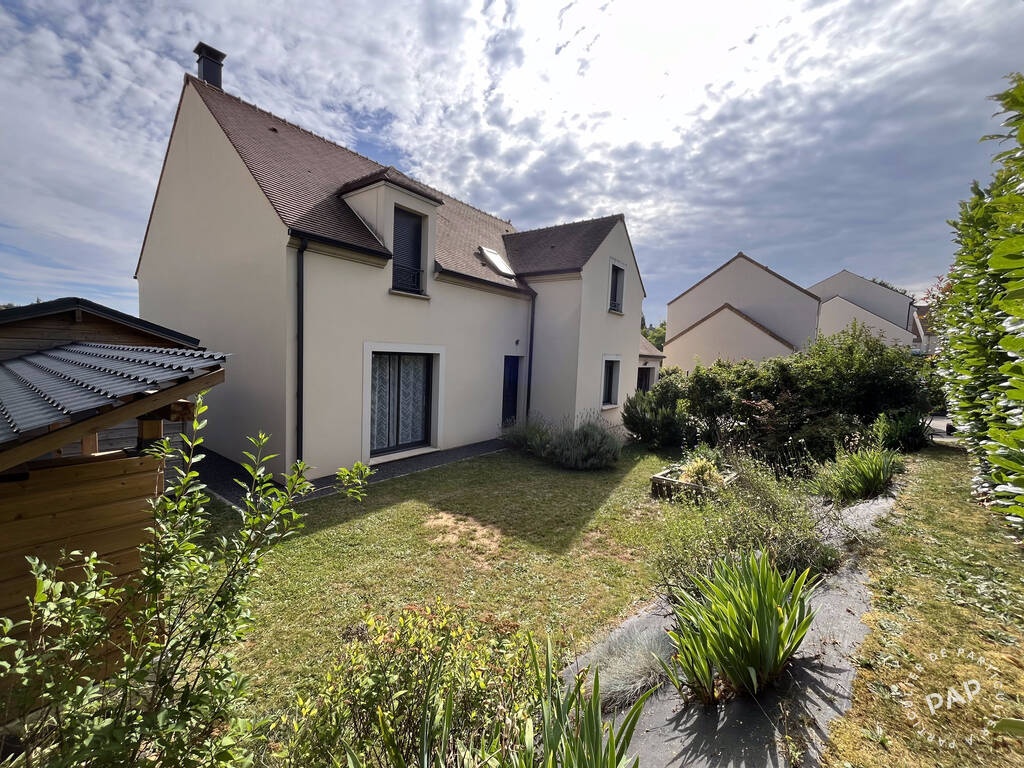 4 bedrooms House in Thoiry, France No. 333480