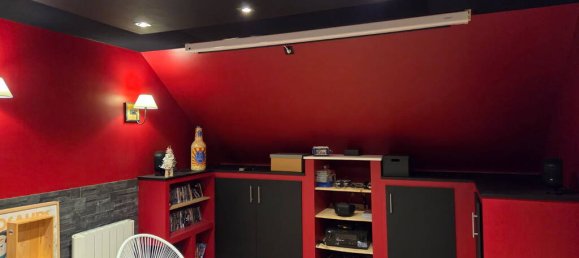 4 bedrooms House in Thoiry, France No. 333480 9