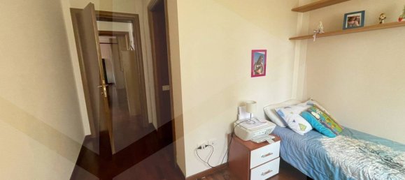 6 rooms Duplex in Modena, Italy No. 28674 35