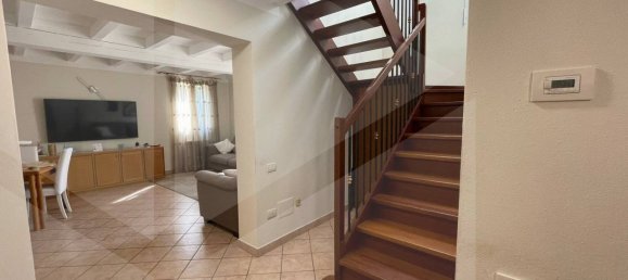 6 rooms Duplex in Modena, Italy No. 28674 17