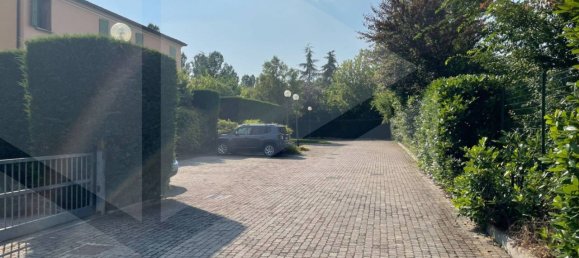 6 rooms Duplex in Modena, Italy No. 28674 39