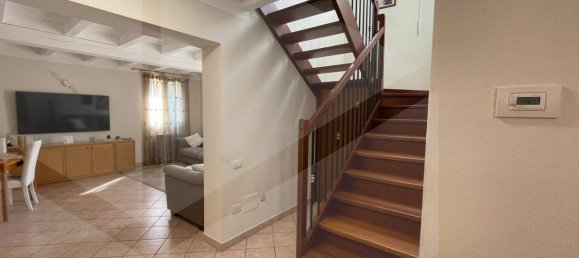 6 rooms Duplex in Modena, Italy No. 28674 16