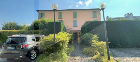 6 rooms Duplex in Modena, Italy No. 28674 40