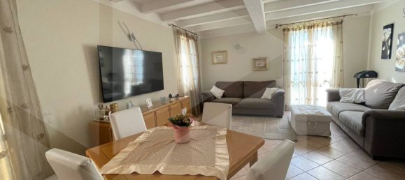 6 rooms Duplex in Modena, Italy No. 28674 6