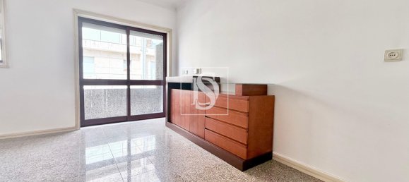 2 Schlafzimmer Wohnung in Porto, Portugal, Nr. 325108 4