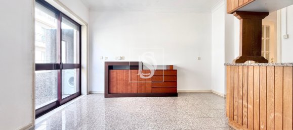 2 Schlafzimmer Wohnung in Porto, Portugal, Nr. 325108 8
