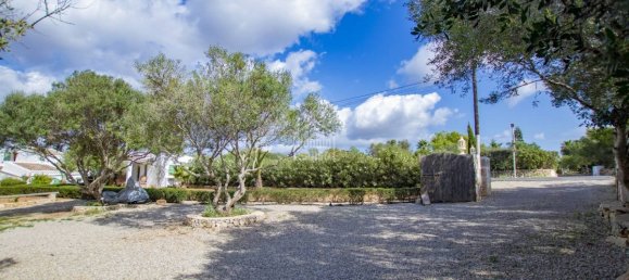 4 bedrooms Finca in Sant Lluis, Spain No. 1456 8