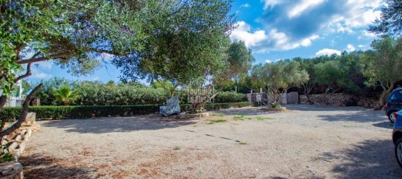 4 bedrooms Finca in Sant Lluis, Spain No. 1456 9