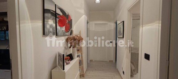 Квартира с 3 спальнями в Буссолено, Италия № 280690 3