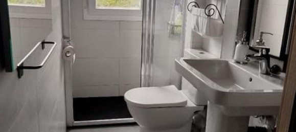 Apartamento de 3 dormitorios en Comunidad Autónoma Vasca, Spain No. 184990 10