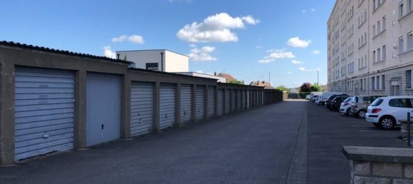 2 Schlafzimmer Wohnung in La Chapelle-Saint-Luc, France, Nr. 48504 10