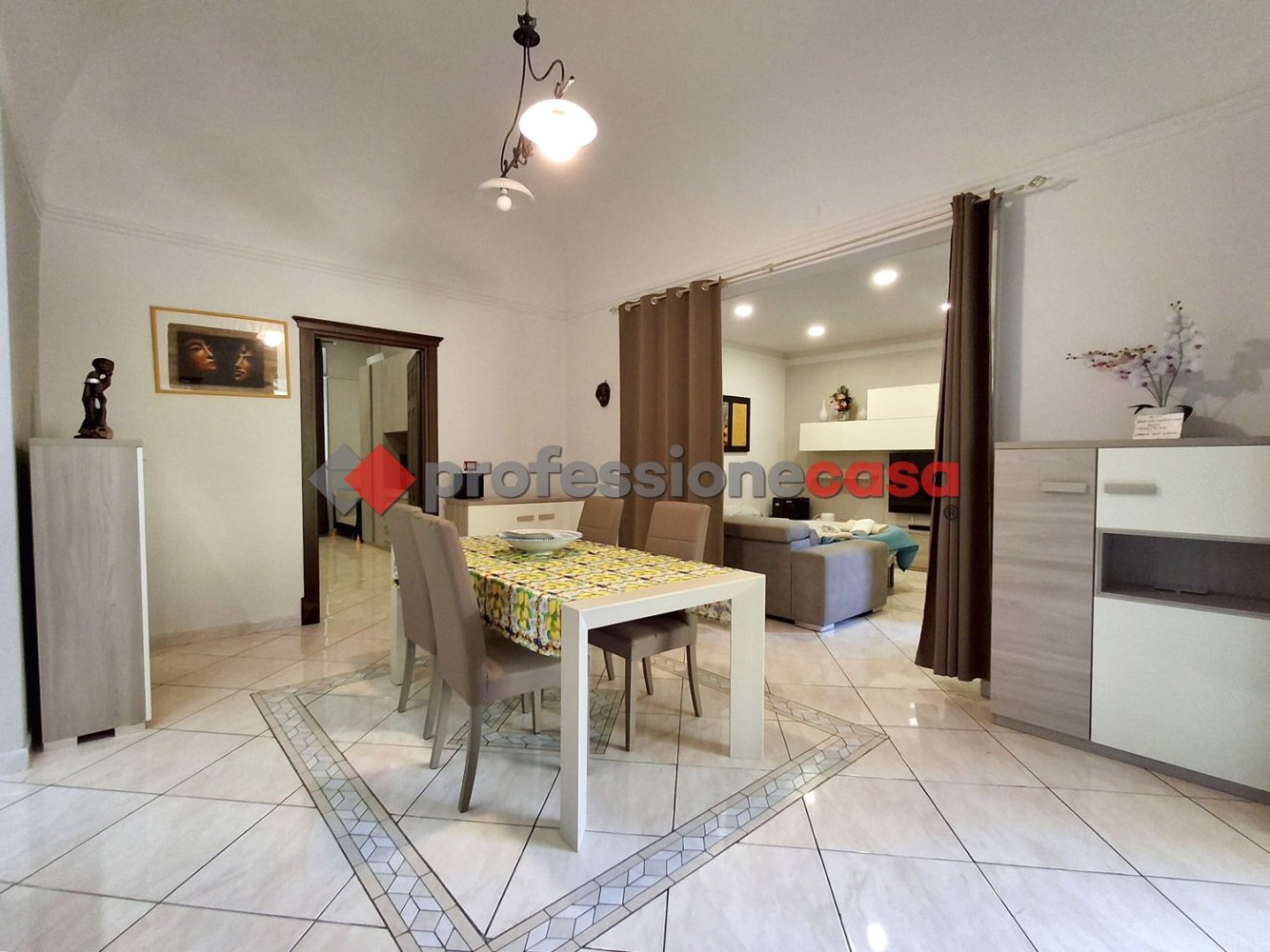 7 bedrooms Apartment in Catania, Italy No. 327385