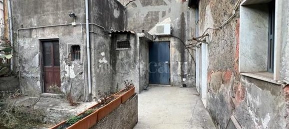 4 rooms Commercial property in Catania, Italy No. 162556 11