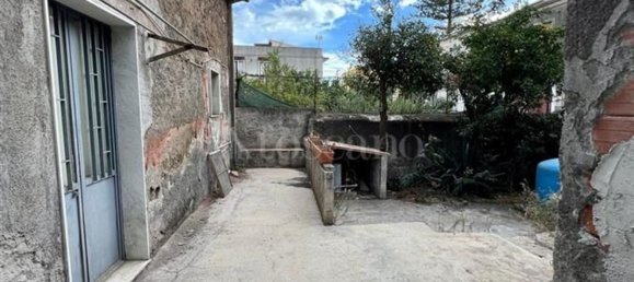 4 rooms Commercial property in Catania, Italy No. 162556 12