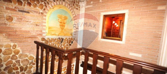 Вилла с 5 комнатами в Гуидония Монтечельо, Италия № 16424 13