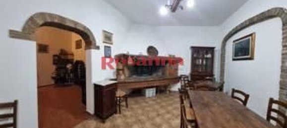 6 غرف نوم شقة في Collesalvetti, Italy رقم 323884 10