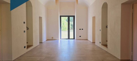 6 bedrooms House in Gazzola, Italy No. 282045 25