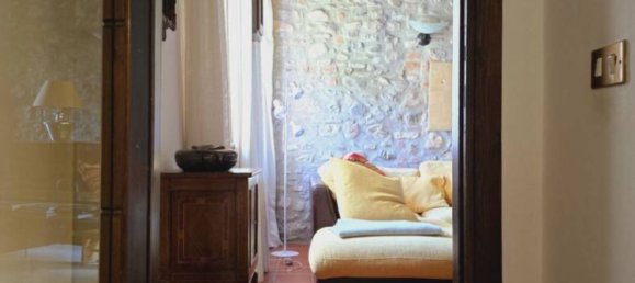 6 bedrooms House in Gazzola, Italy No. 282045 21