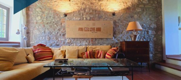 6 bedrooms House in Gazzola, Italy No. 282045 19