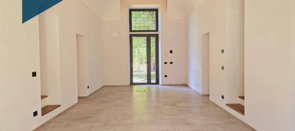 6 bedrooms House in Gazzola, Italy No. 282045 26