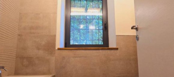 6 bedrooms House in Gazzola, Italy No. 282045 29