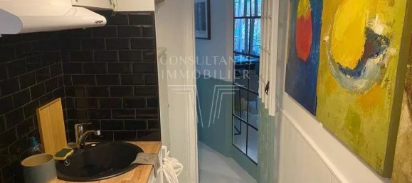 1 bedroom Apartment in Paris, France No. 283970 3