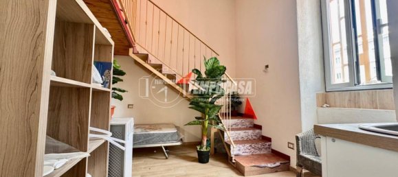 2 Schlafzimmer Wohnung in Naples, Italy, Nr. 272646 13