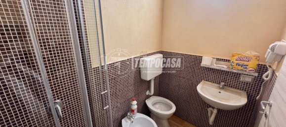 2 Schlafzimmer Wohnung in Naples, Italy, Nr. 272646 20