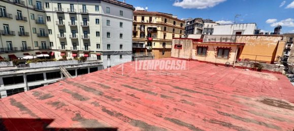 2 Schlafzimmer Wohnung in Naples, Italy, Nr. 272646 23