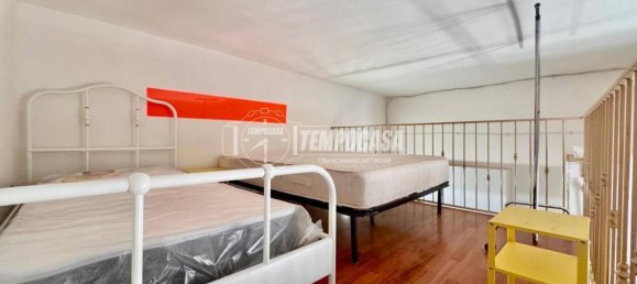 2 Schlafzimmer Wohnung in Naples, Italy, Nr. 272646 8