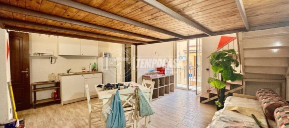 2 Schlafzimmer Wohnung in Naples, Italy, Nr. 272646 4