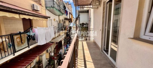 2 Schlafzimmer Wohnung in Naples, Italy, Nr. 272646 21