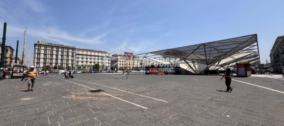 2 Schlafzimmer Wohnung in Naples, Italy, Nr. 272646 30