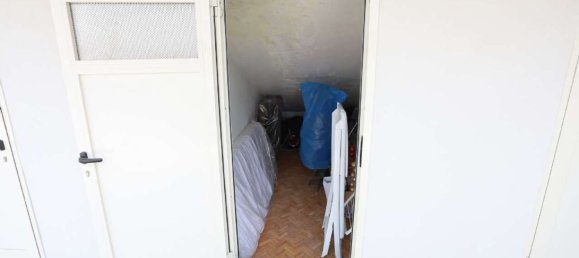 3 rooms Apartment in Treviso, Italy No. 103075 6