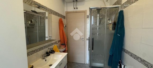 3 rooms Apartment in Vercelli, Italy No. 156941 12