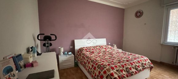3 rooms Apartment in Vercelli, Italy No. 156941 6