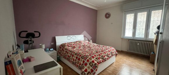 3 rooms Apartment in Vercelli, Italy No. 156941 11