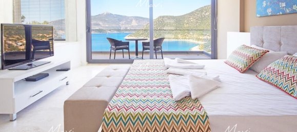 Villa 5+1 in Kalkan, Turkey No. 5892 27